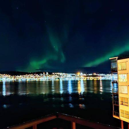 Top Floor Apartment With A Magic View トロムソ エクステリア 写真